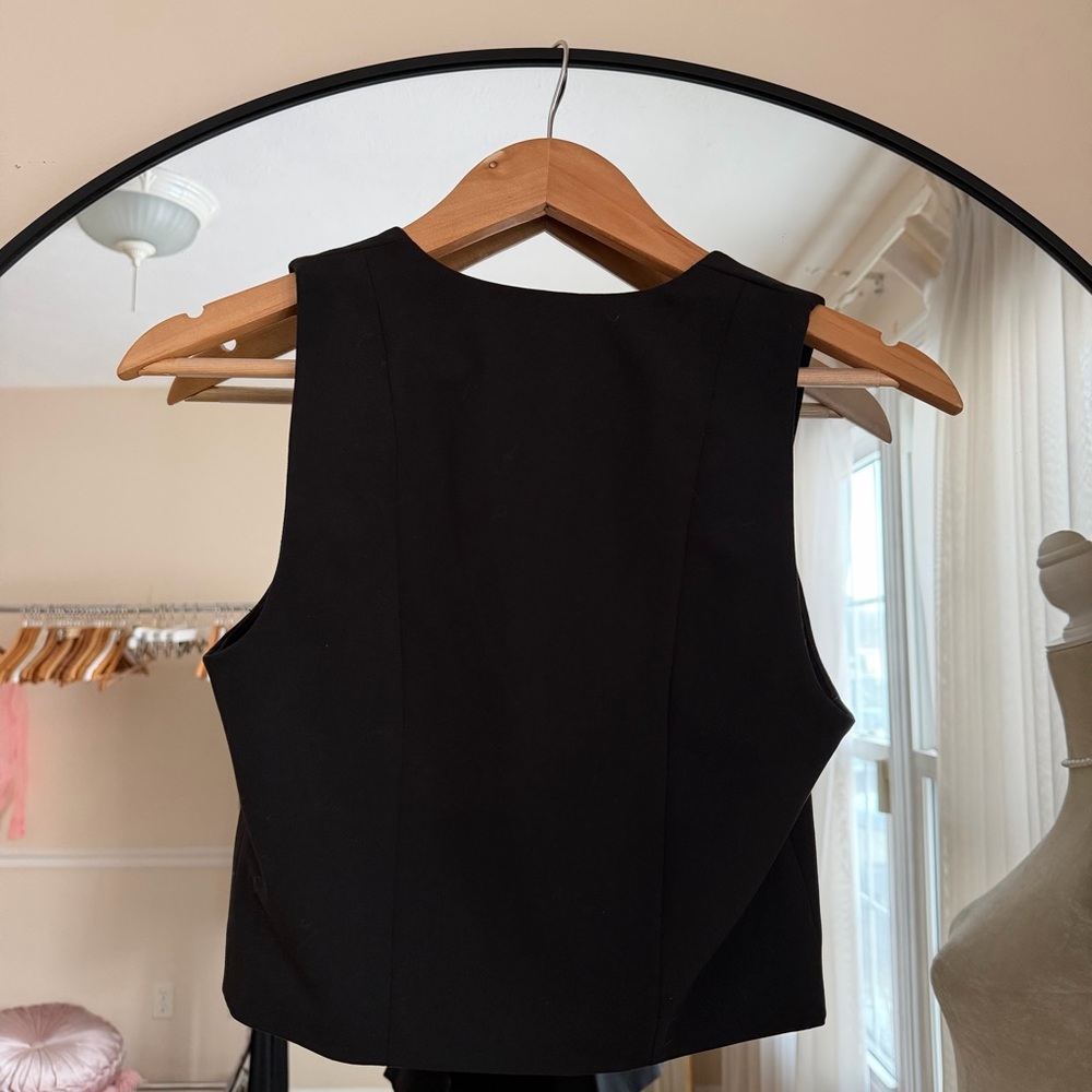 H&M Suiting Black Button-Front Vest Size XS - Picture 3 of 6